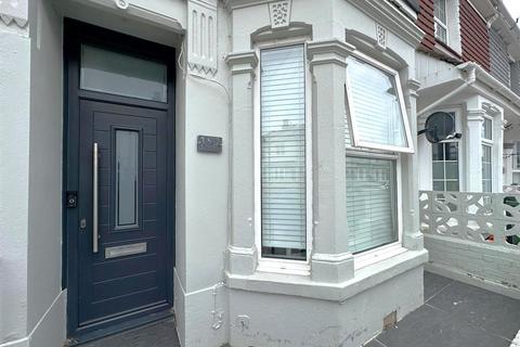 4 bedroom end of terrace house for sale, Westfield Road, Southsea