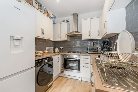 4 bedroom end of terrace house for sale, Westfield Road, Southsea