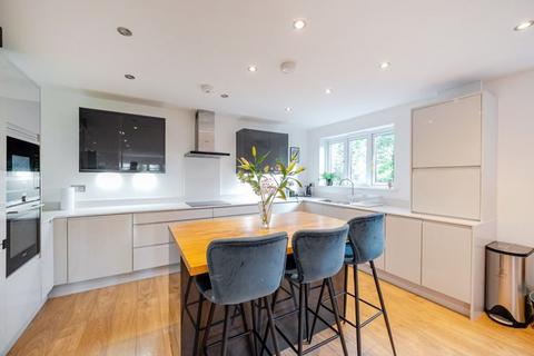 undefined, Foxley Lane West Purley