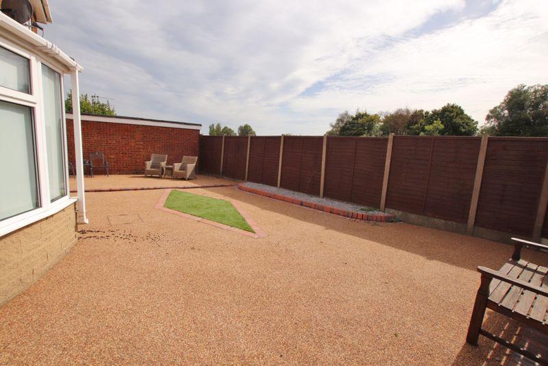 Rear garden photo 2