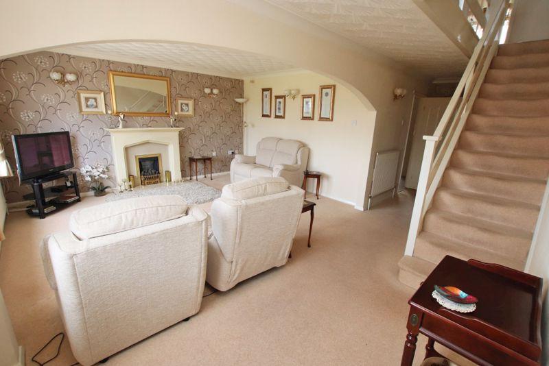 Lounge photo 3