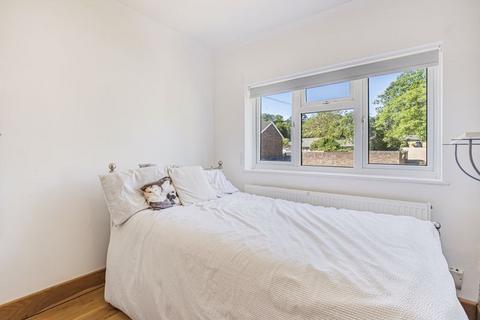 10 Monterey Close, Bexley, DA5 2BX