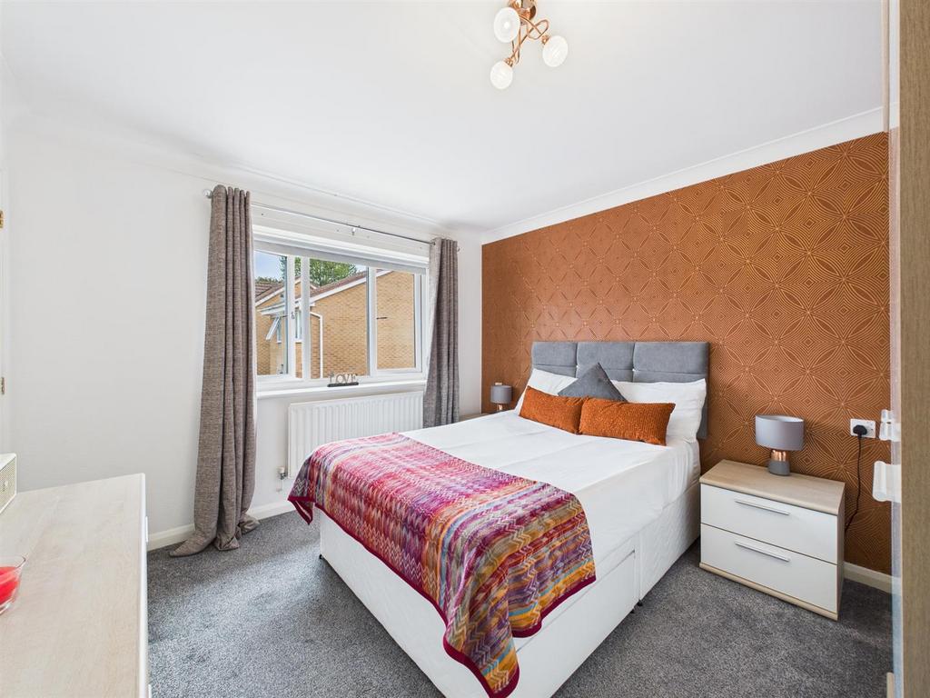 Bedroom: