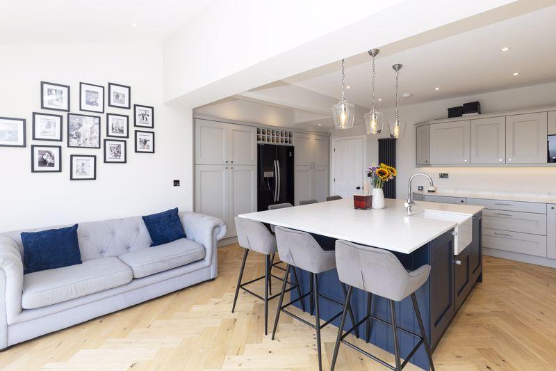 Kitchen / Family...