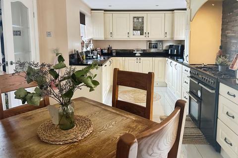 undefined, Valley Side, Pelsall, Walsall, WS3 4LL