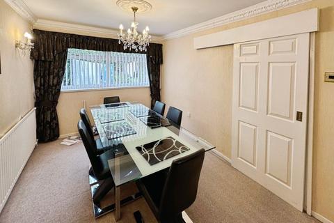 4 bedroom detached house for sale, Newquay Road, Walsall, WS5 3EL