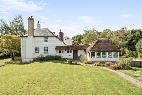 5 bedroom detached house for sale, High Street, Wallcrouch