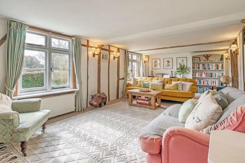 5 bedroom detached house for sale, High Street, Wallcrouch