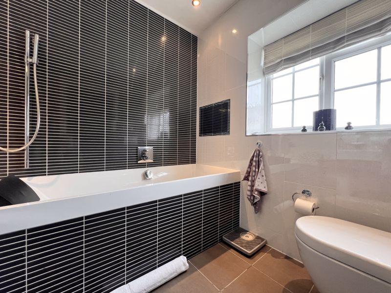 Ensuite 2