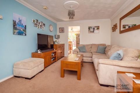 3 bedroom semi-detached house for sale, Roundway Down, Norwich NR7