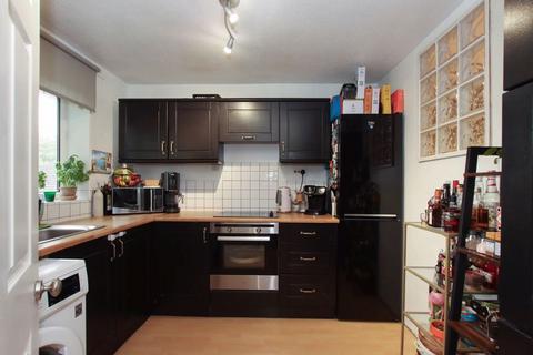 6 Aragon Close, Hemel Hempstead, HP2 7LG