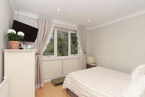 6 Aragon Close, Hemel Hempstead, HP2 7LG