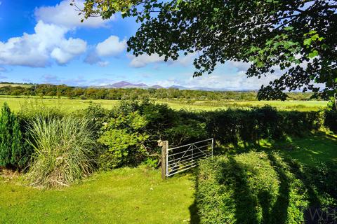 5 bedroom detached house for sale, Plas Gellidara, Penrhos