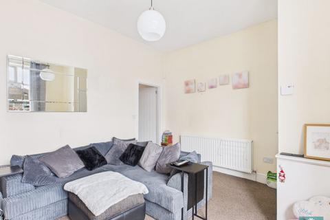 3 Crompton Way, Shaw, Oldham, OL2 8RD