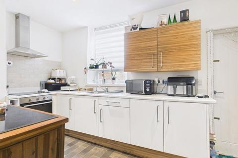 3 Crompton Way, Shaw, Oldham, OL2 8RD