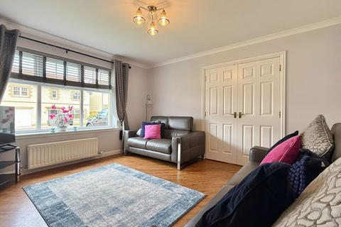 16 Admirals View, Inverness, IV2 5GW