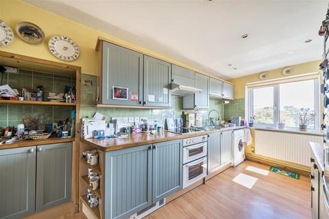 undefined, Turnpike, Sampford Peverell, Tiverton