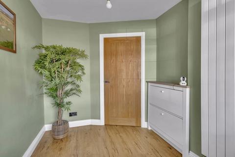 40 Bealcroft Close, Milnrow, Rochdale, OL16 3XD