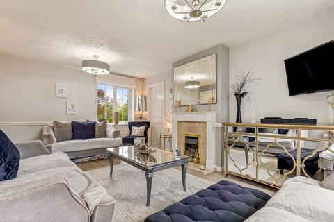 4 bedroom detached house for sale, Burrough Way, Lutterworth LE17