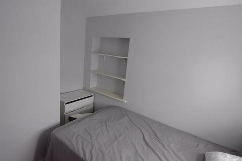 58 Walton Drive, Harrow, HA1 4XA