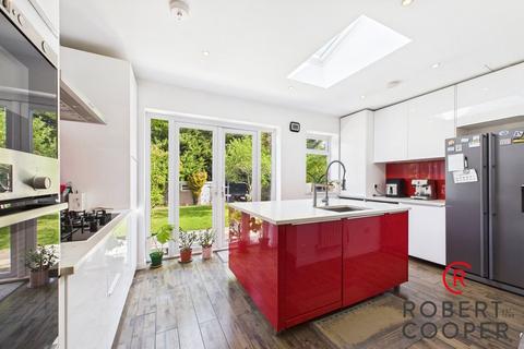 undefined, Beaulieu Drive, Pinner, HA5