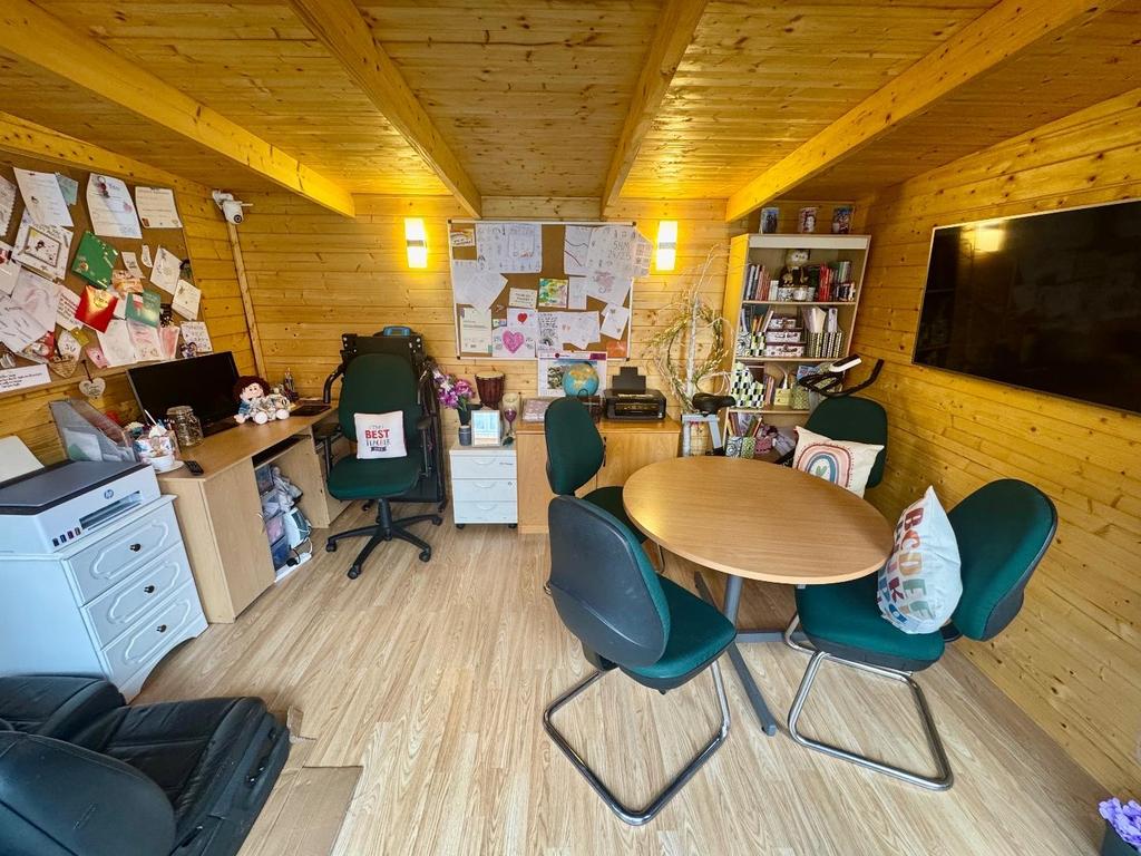 Office/Bar