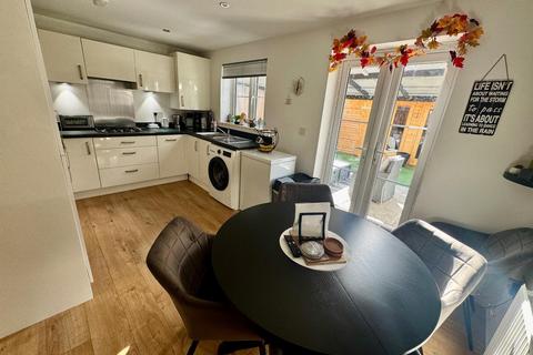 3 bedroom semi-detached house for sale, Alum Close, Hemlington, Middlesbrough