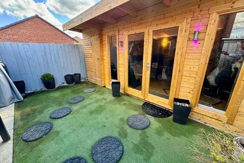 3 bedroom semi-detached house for sale, Alum Close, Hemlington, Middlesbrough
