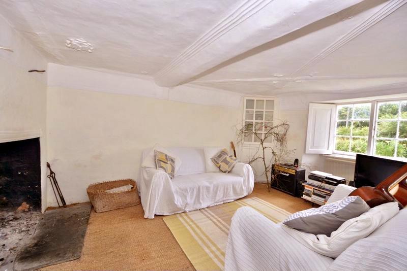 LH Sitting Room - .jpg