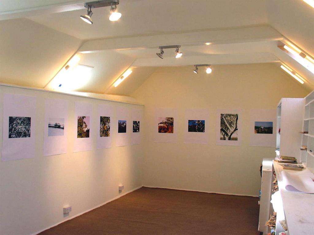 LH Studio-office - .jpg
