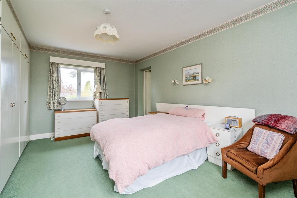 3 Brueton Avenue 16.jpg