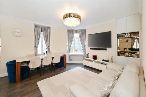 Stourcliffe Close, Stourcliffe Street