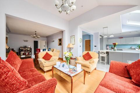 5 bedroom house for sale, Canons Drive, Edgware HA8