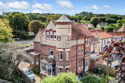 5 bedroom semi-detached house for sale, High Street, Overstrand, NR27