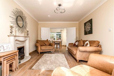 4 bedroom detached house for sale, Oakfields, Marshfield, Cardiff, CF3