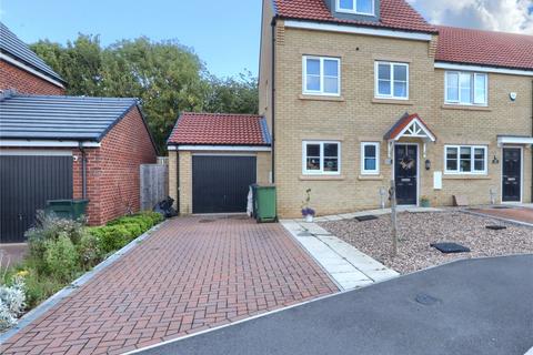 3 bedroom end of terrace house for sale, Elderwood Gardens, Teesville