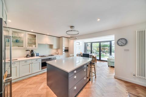 25 Eliot Place, London, SE3 0QL