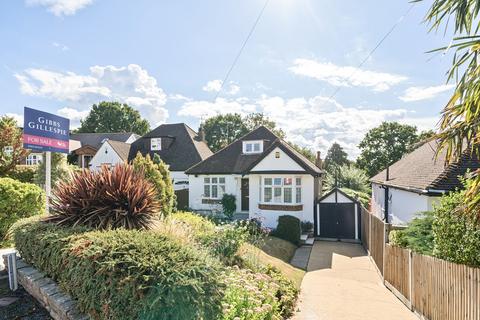 3 bedroom bungalow for sale, Hillside Crescent, Northwood