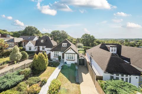 3 bedroom bungalow for sale, Hillside Crescent, Northwood