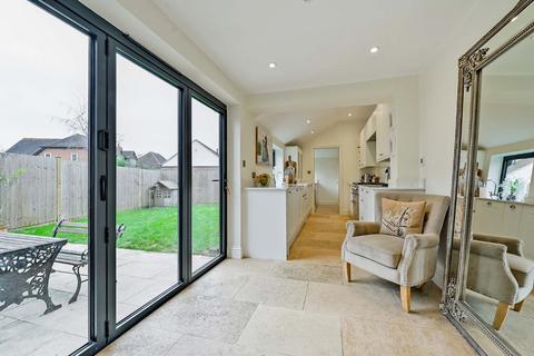 undefined, Newell Green, Warfield, Bracknell, Berkshire