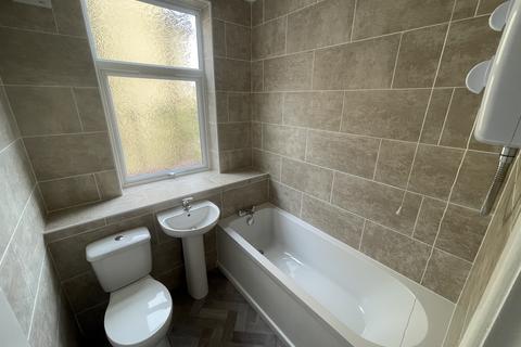 1 bedroom flat to rent, BRIERLEY HILL - Church Hill