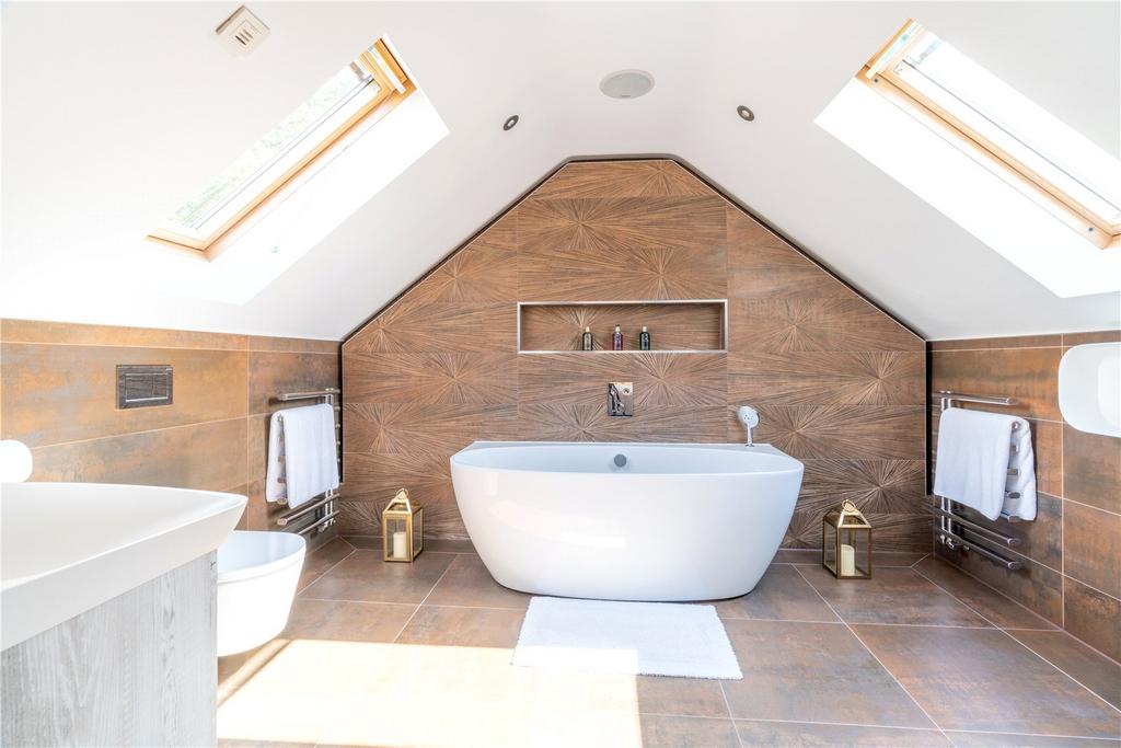 En Suite Bathroom