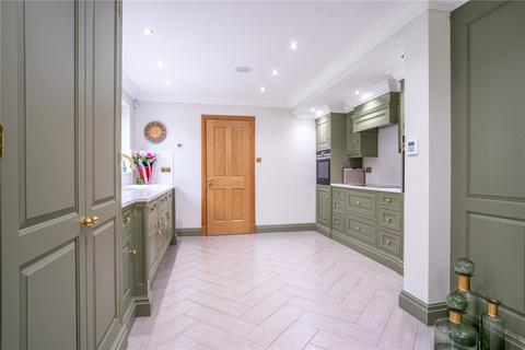 5 West View, Loughton, IG10 1TA