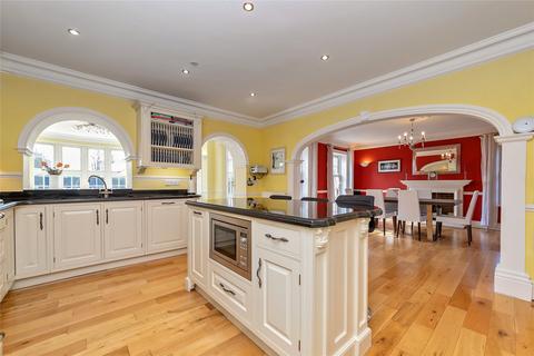 7 bedroom detached house for sale, Todds Green, Stevenage, Hertfordshire, SG1