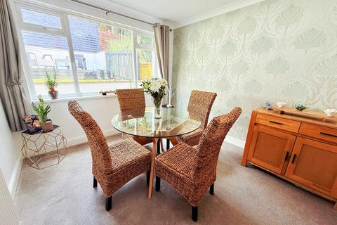 3 bedroom semi-detached house for sale, Carr Grove, Keighley BD20