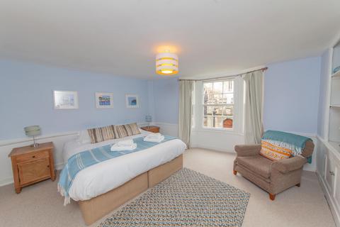 2 bedroom townhouse for sale, 5 Church Close, Dartmouth TQ6