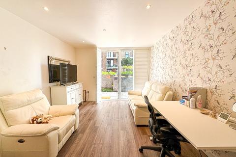 1 bedroom flat for sale, Drummond House, 11 Victory Parade, Woolwich, London, SE18 6FW