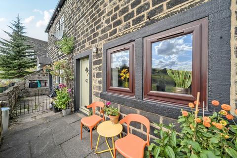 12 Steep Lane, Sowerby Bridge, HX6 1PE