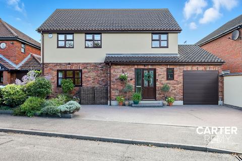 undefined, Foxes Green, Orsett, Grays, RM16