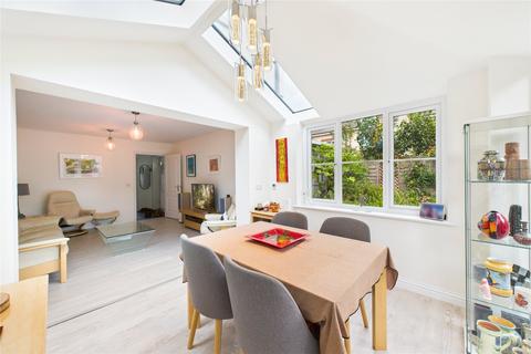3 bedroom end of terrace house for sale, Gloster Close, Farnborough, Hampshire, GU14